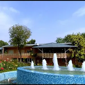 Farm stay Aravali Hill View Estate 