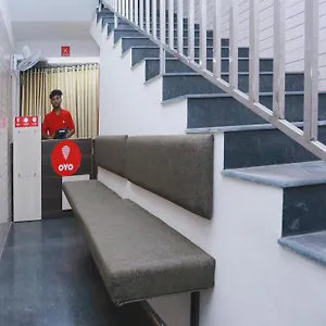 Hotel Oyo Chaithanya Complex ***